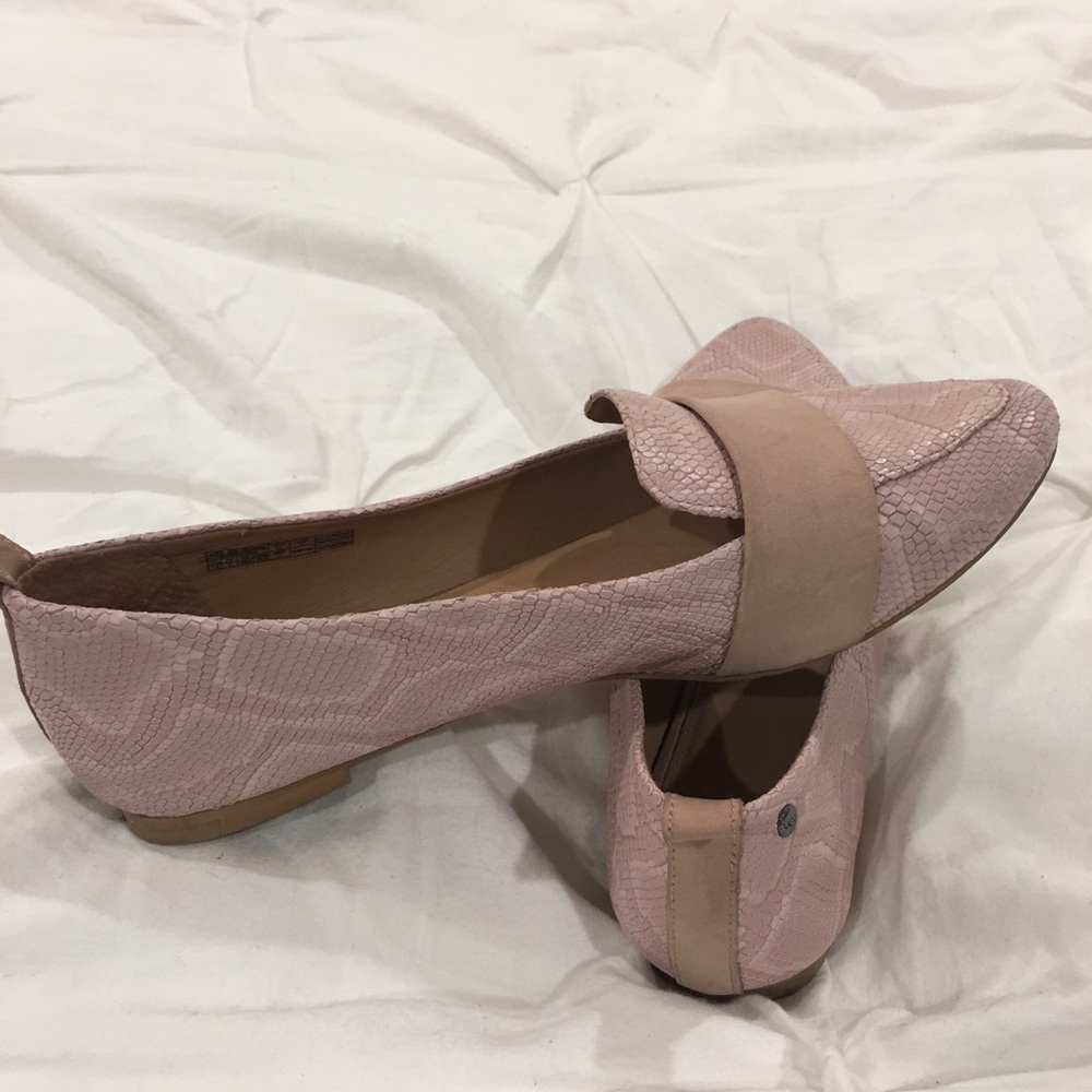 Ugg slip on shoes